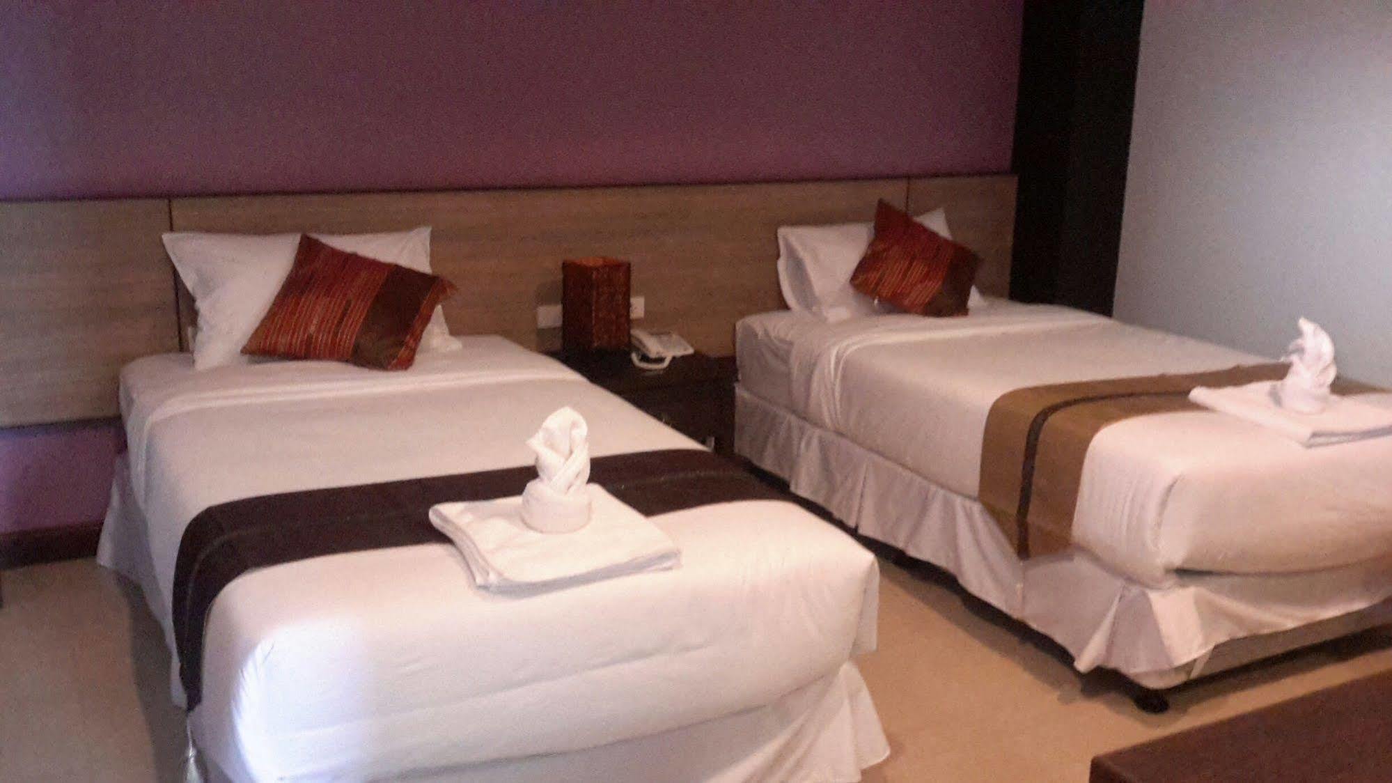 Oyo 1127 Baan Siam Hotel Chiang Rai Ngoại thất bức ảnh